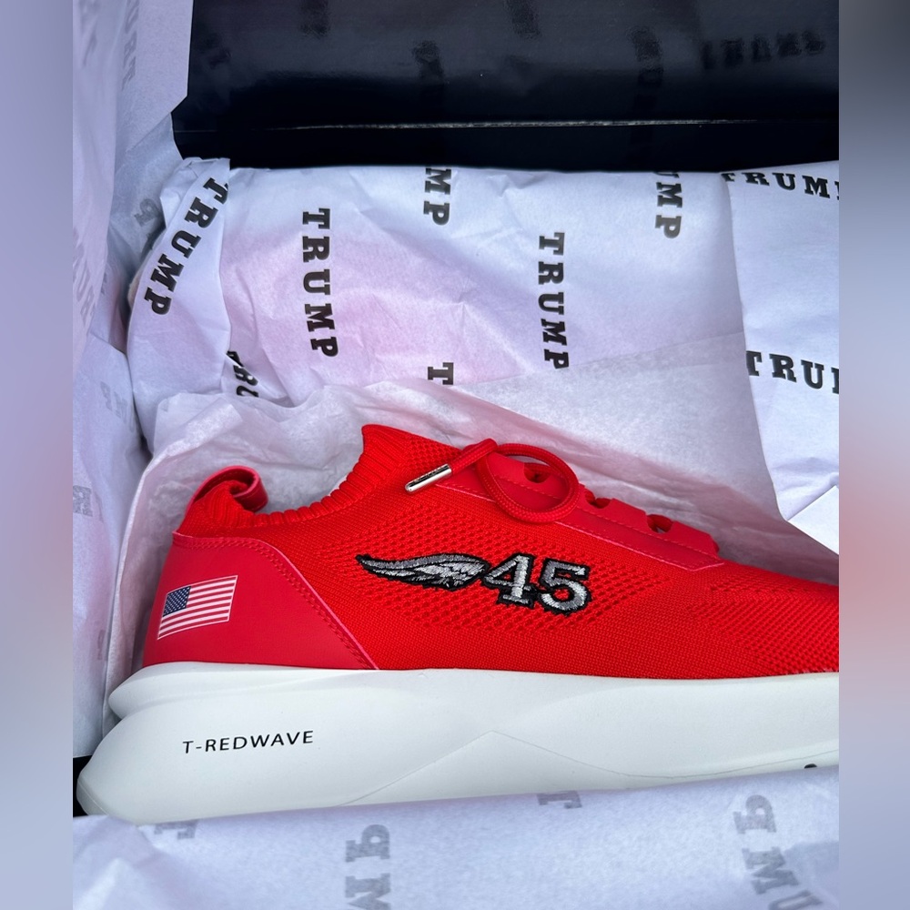 Donald Trump 45 Red‎ Wave Sneakers M 12/ W 13.5  US Flag - In Hand Ready To Ship